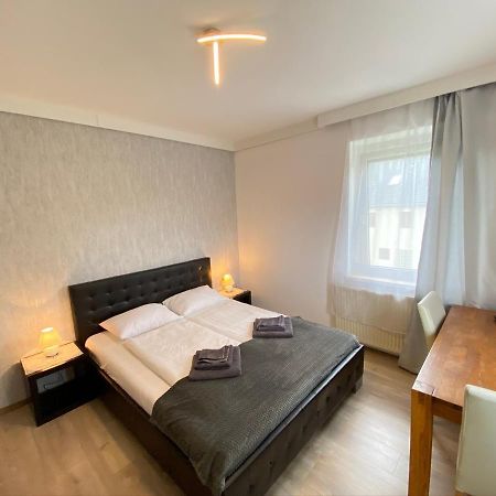 Pension Guenther Graz Esterno foto
