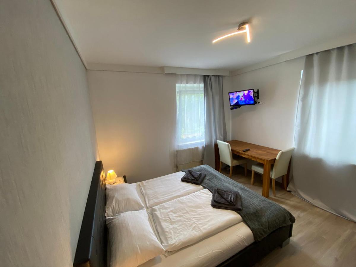 Pension Guenther Graz Esterno foto